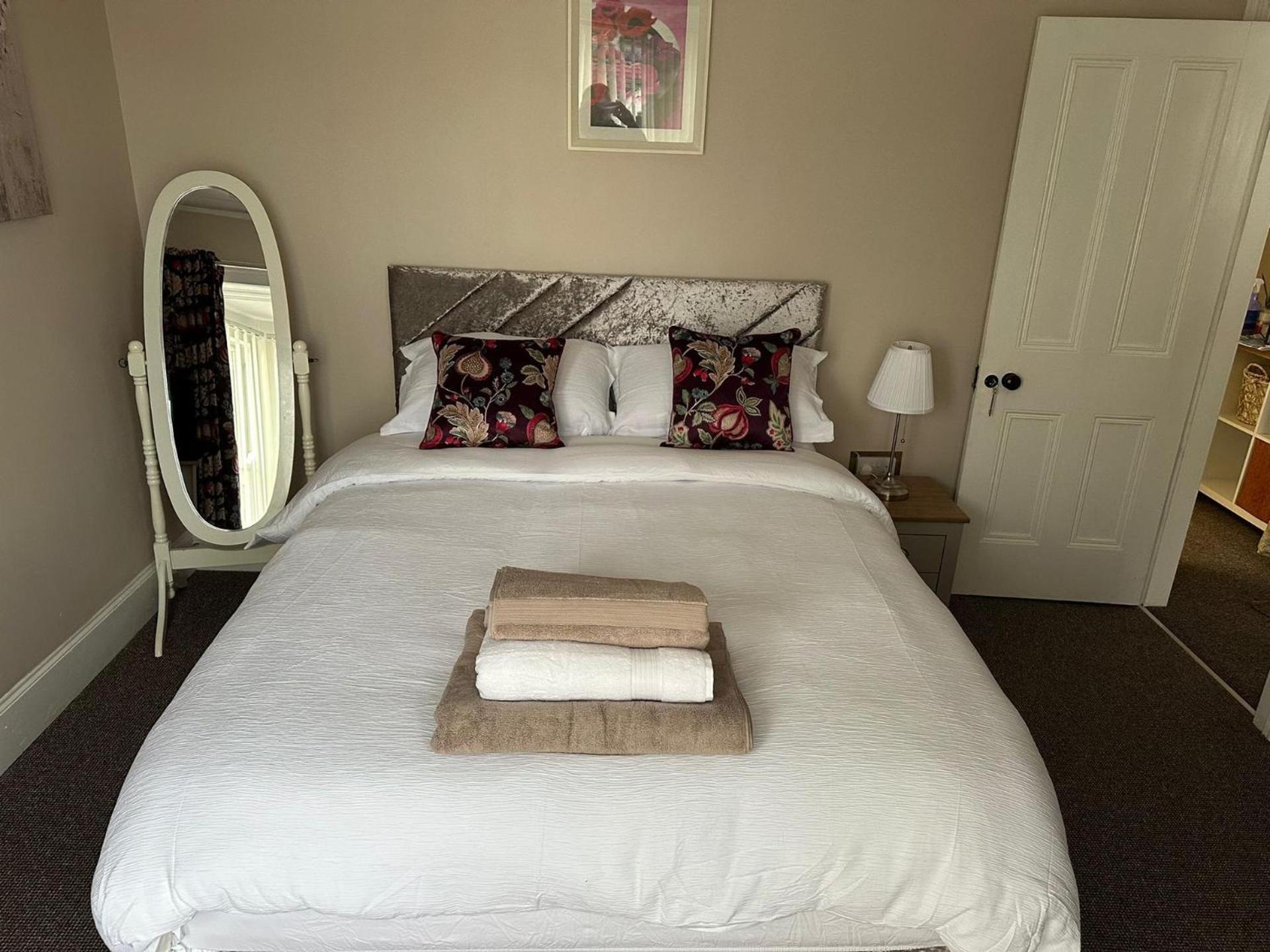 3 Bed Cozy Antrim Apartment With Great Views Dış mekan fotoğraf